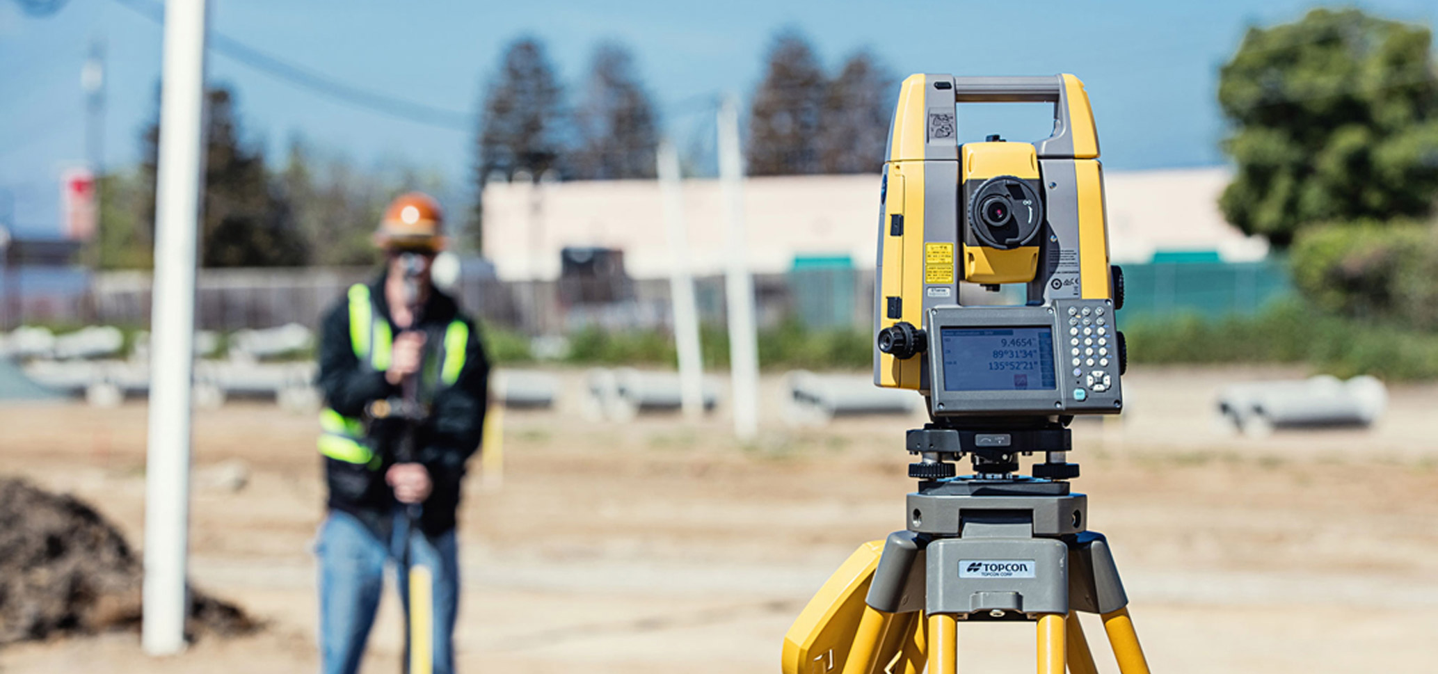 آموزش کار با دوربین های توتال استیشن مهرگان اصفهان